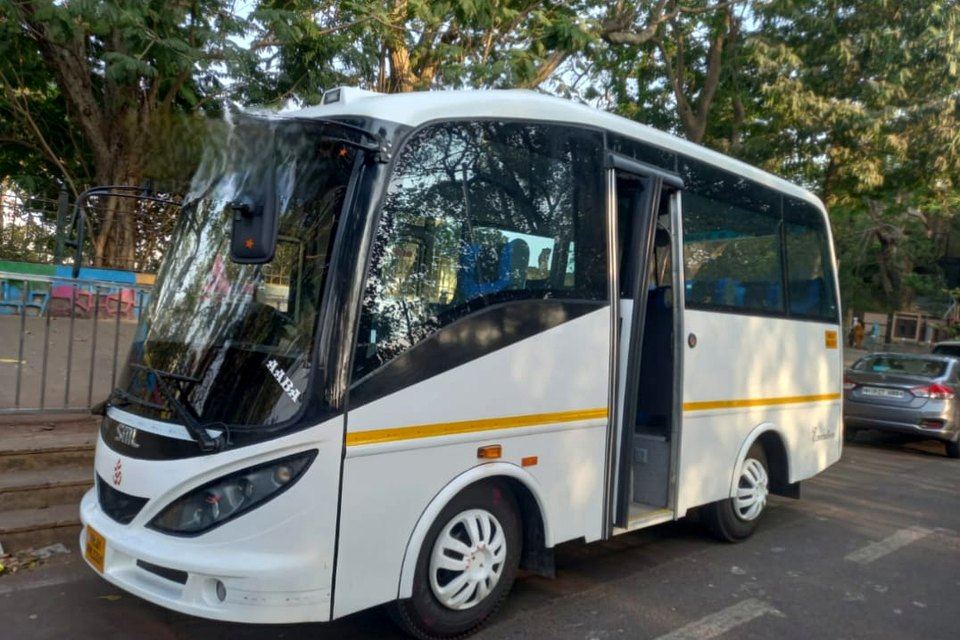Mini Bus Rental rental